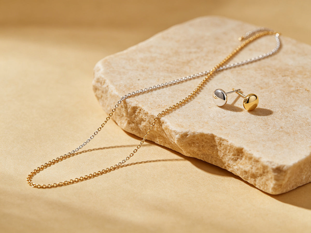 How to Choose the Perfect Necklace: A Complete Guide for Women