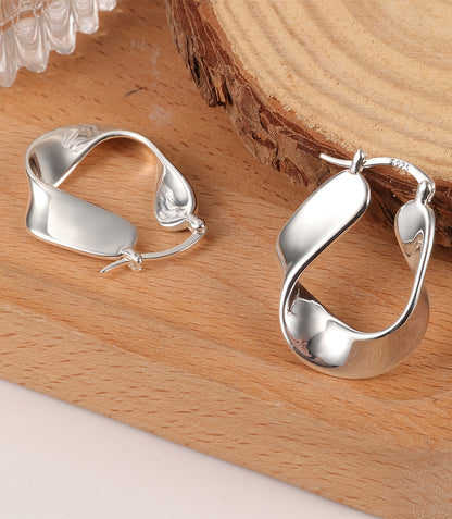 Geometric Twisted Hoop Earrings