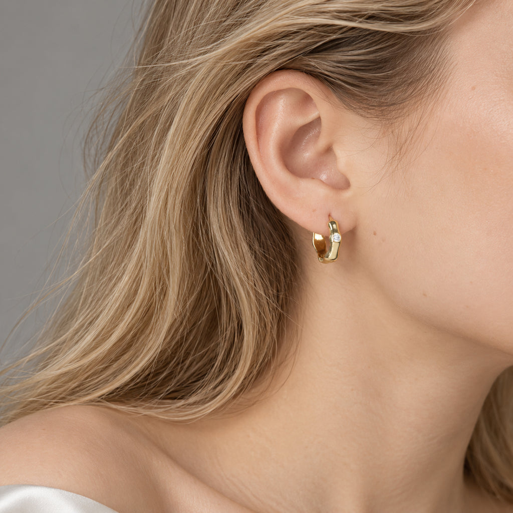 Flowline Ripple Moissanite Huggie Hoop Earrings