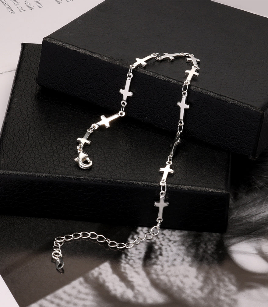 Cross Link Bracelet