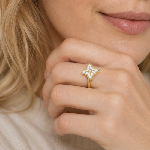 Shellstar Mother-of-Pearl Star Ring